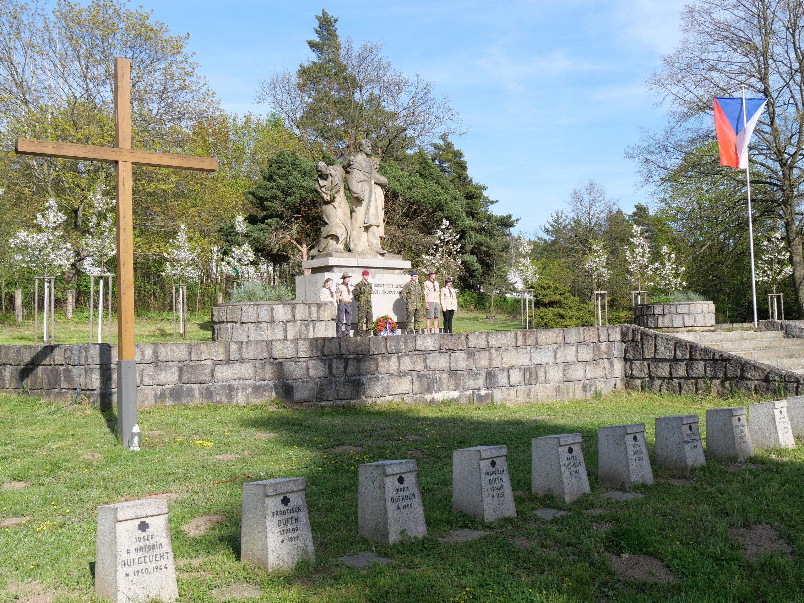 Po stopách příběhů za hřbitovní zdí: Funerální turistika na Vysočině