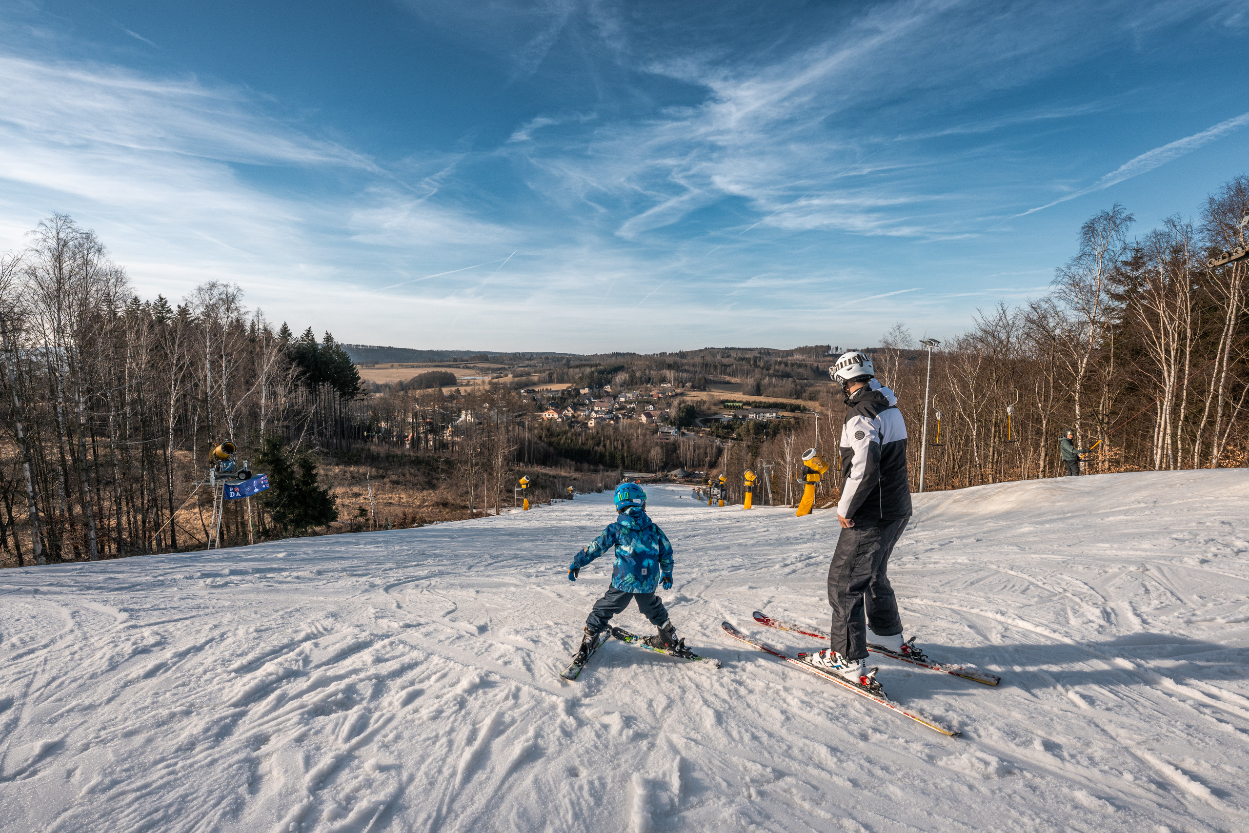 Zima na Vysočině – hurá na lyže i brusle!
